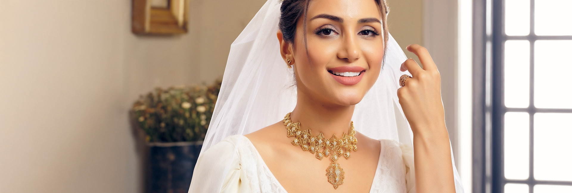 bride with Jewelries 